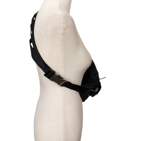 Athleta Excursions Large Belt Bag in Black - Picture 8 of 11